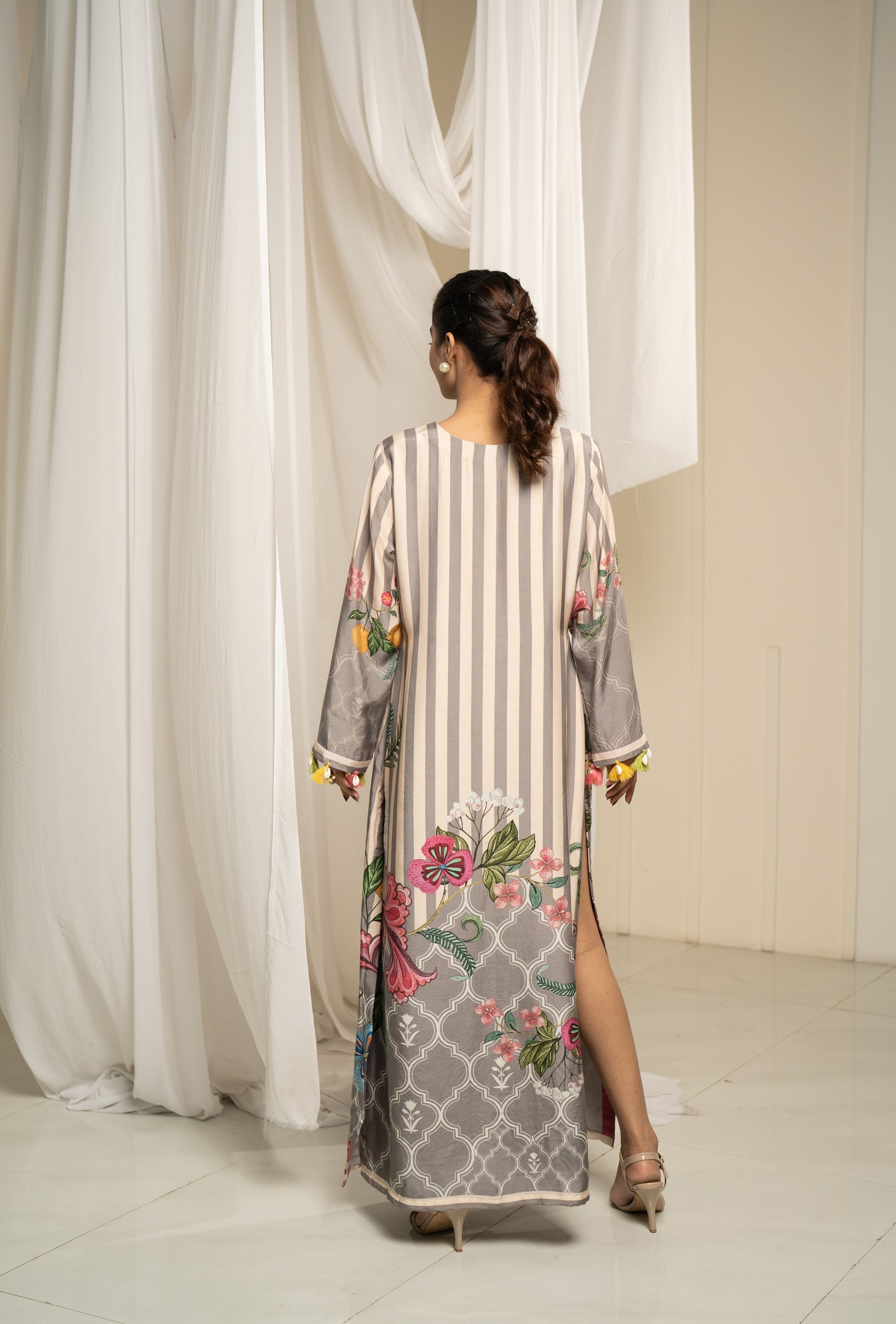 LUNAR PLACEMENT KAFTAN