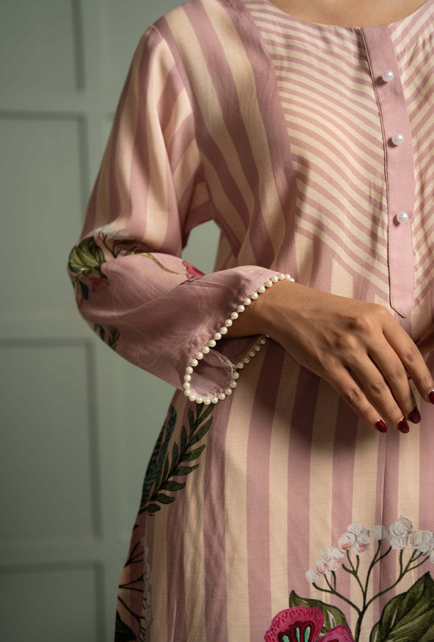 ROSE PLACEMENT KURTA SET