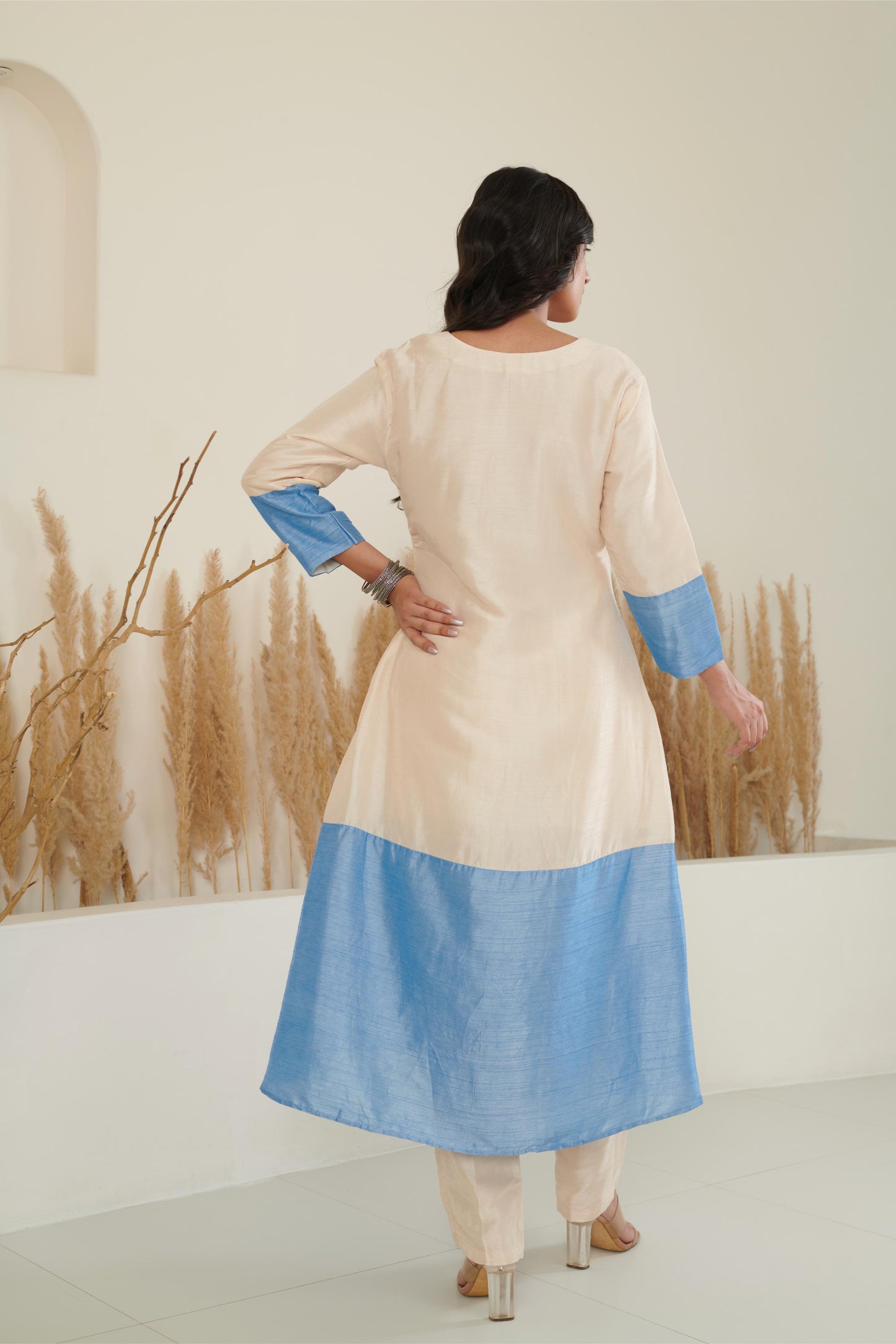 Sol Colour Block Kurta Set - Ivory/Blue
