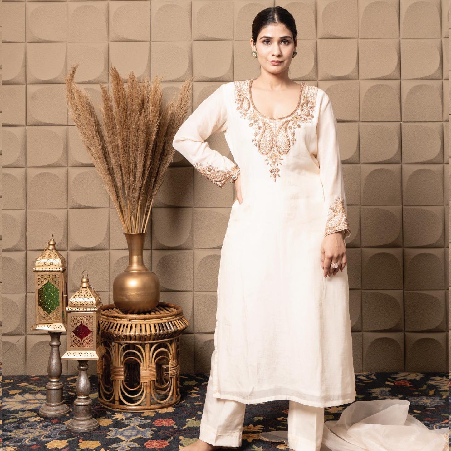 MISTY STRAIGHT KURTA SET