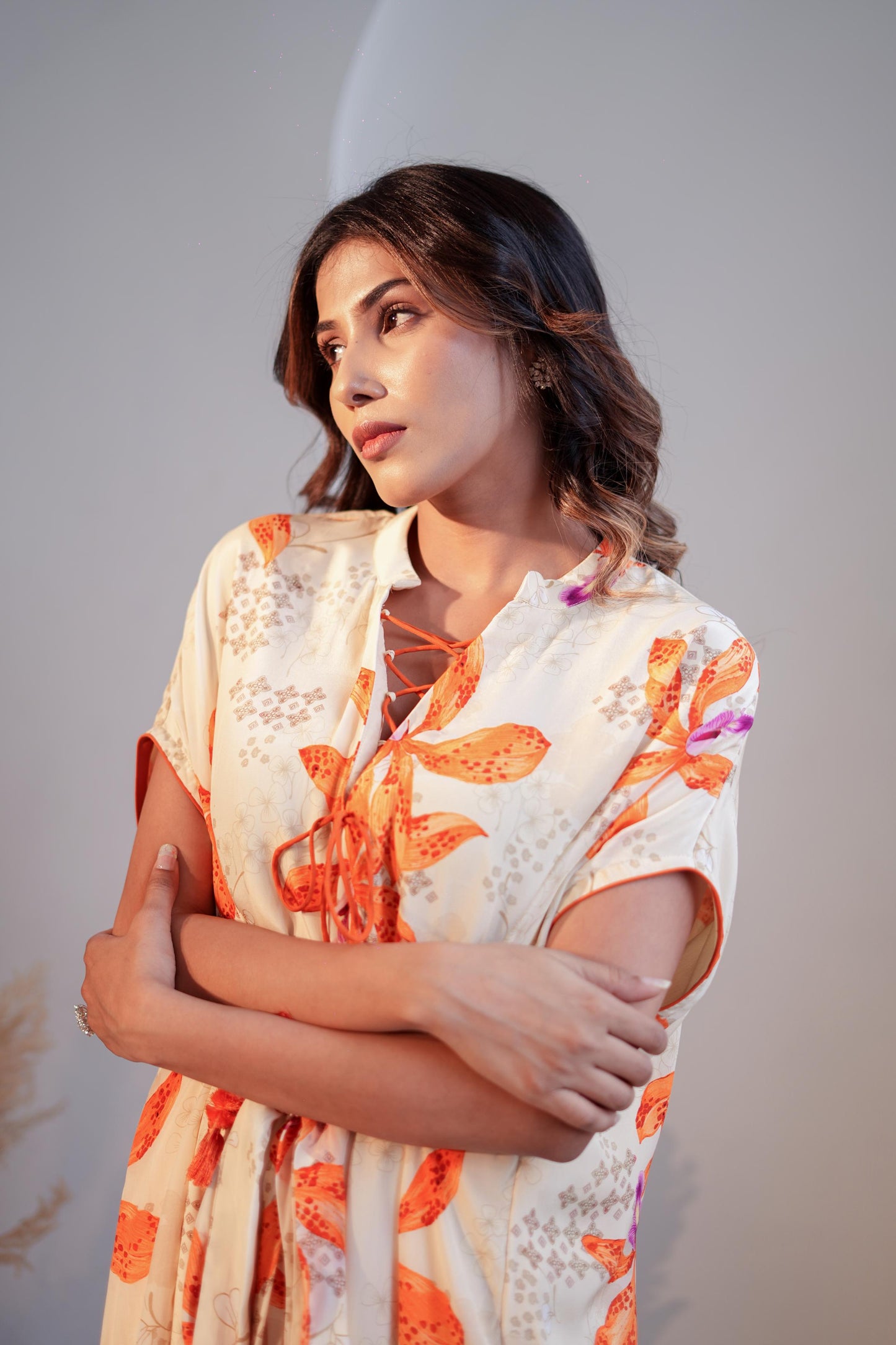 Misty Ivory Lily Tie Up Set