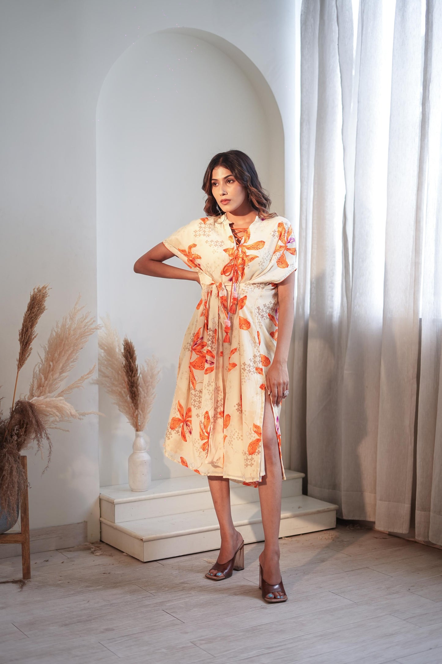 Misty Ivory Lily Tie Up Set