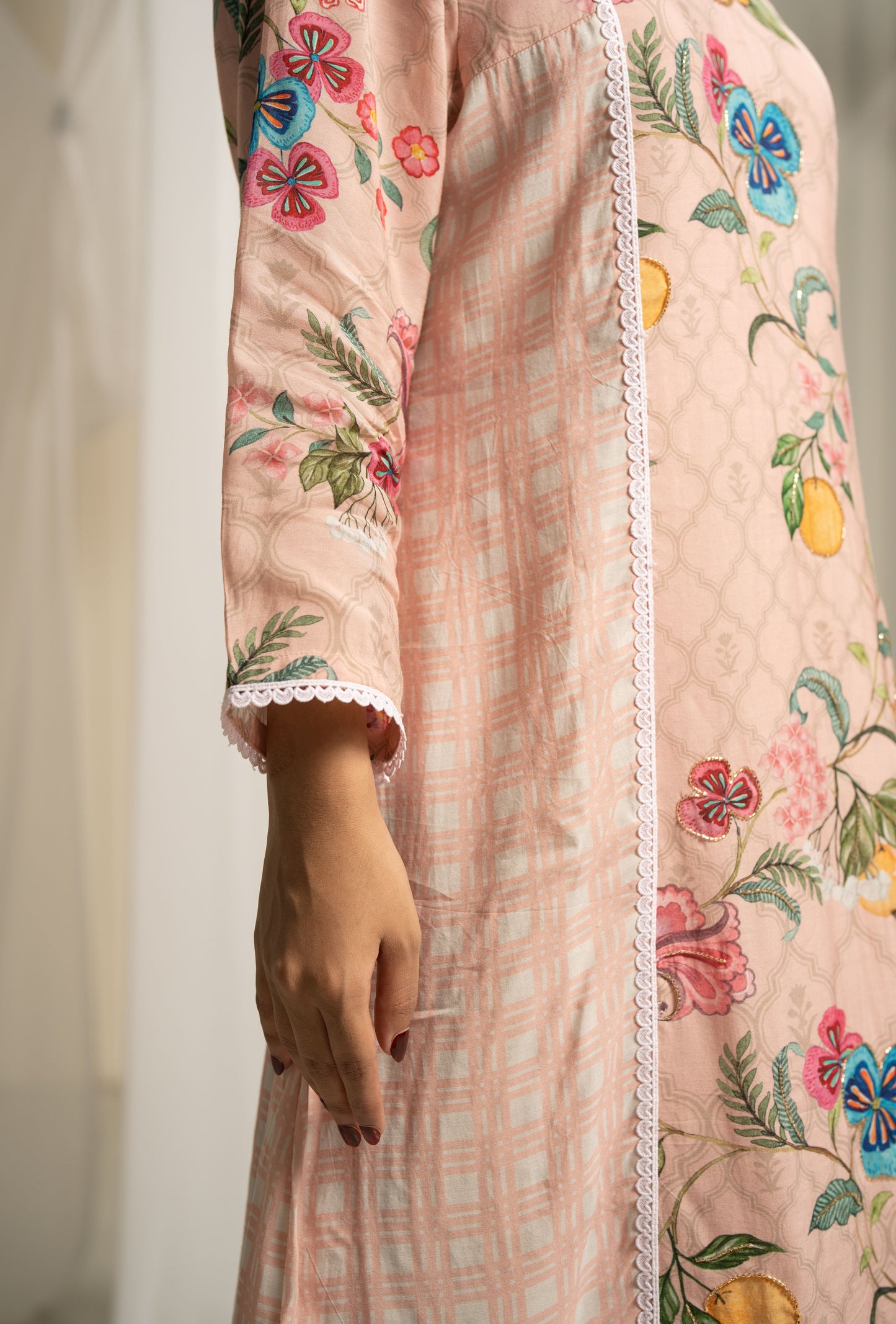 ROSE PANEL KURTA SET