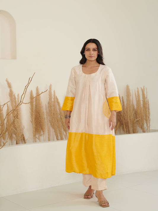 Sol Colour Block Kurta Set - Ivory/Yellow