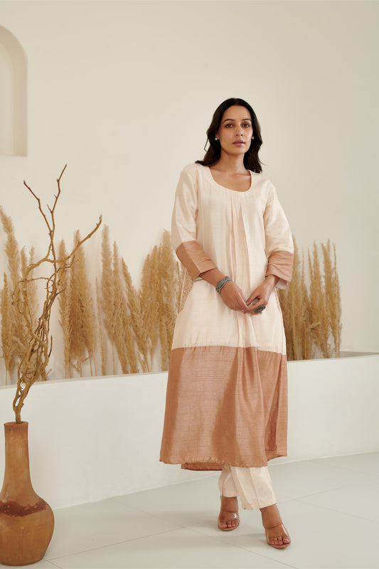 Sol Colour Block Kurta Set - Ivory/Brown